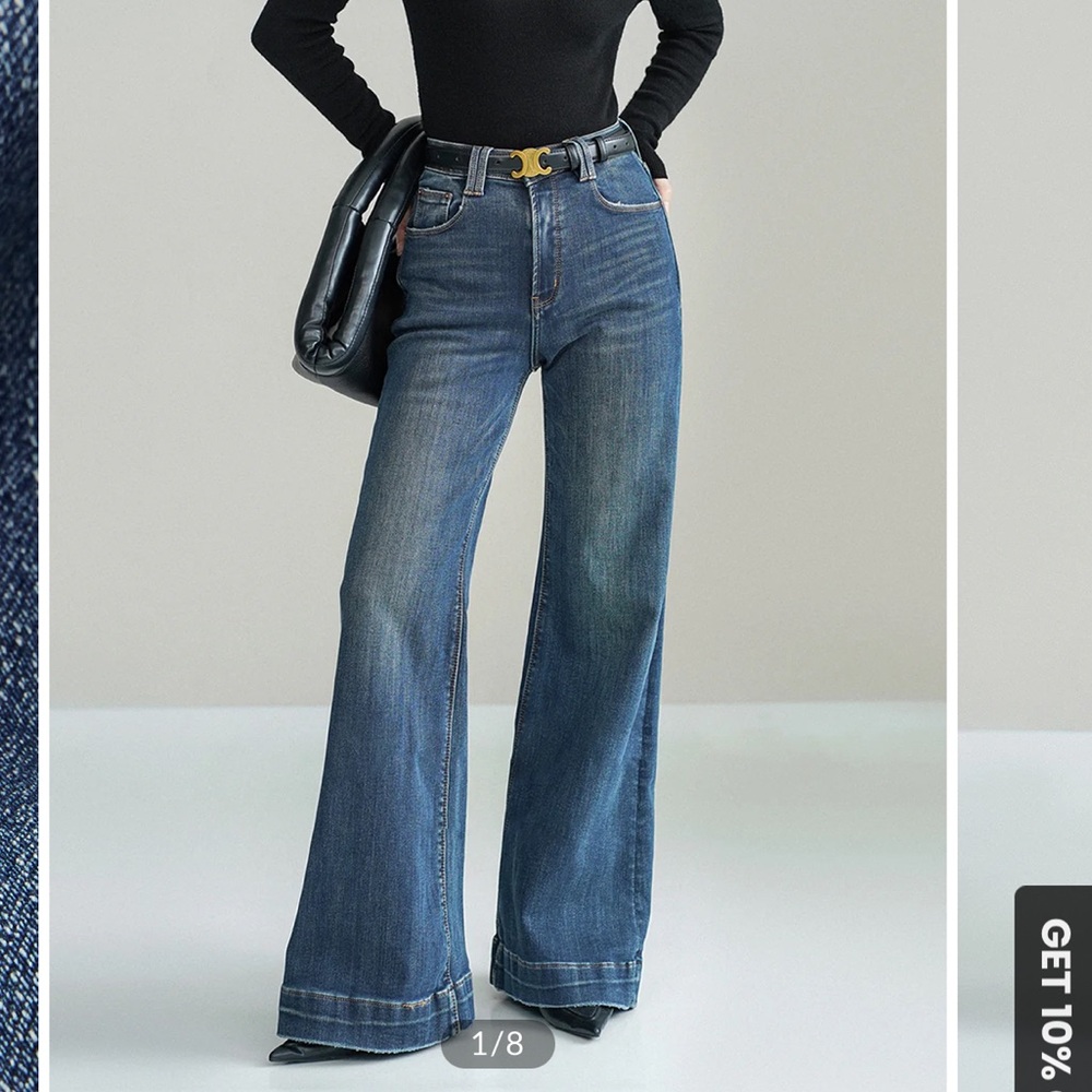 Commense Mid-Waist Bootcut Denim Jeans
Worn once!